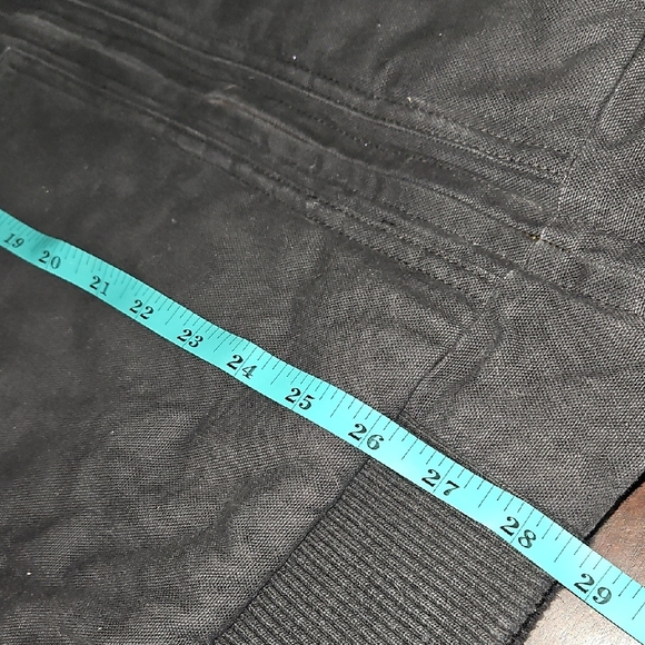 Carhartt Black Zip Hooded Insulated Jacket with Logo Patch XL - Picture 7 of 12